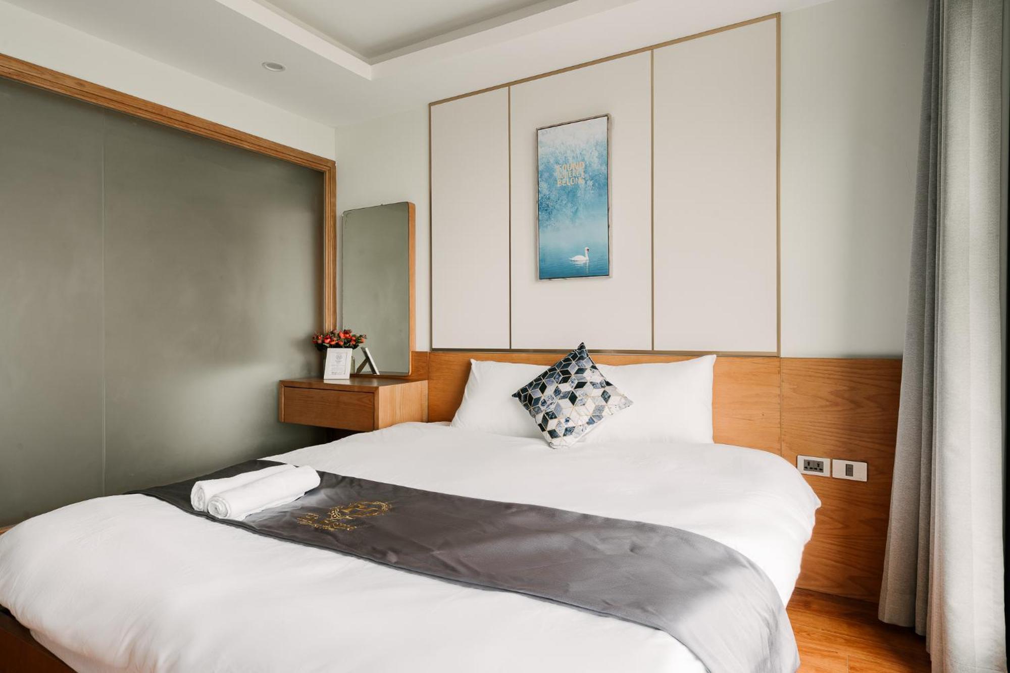 Hi-Home Suites - The West Lake Xuan Dieu Hanoi Bagian luar foto